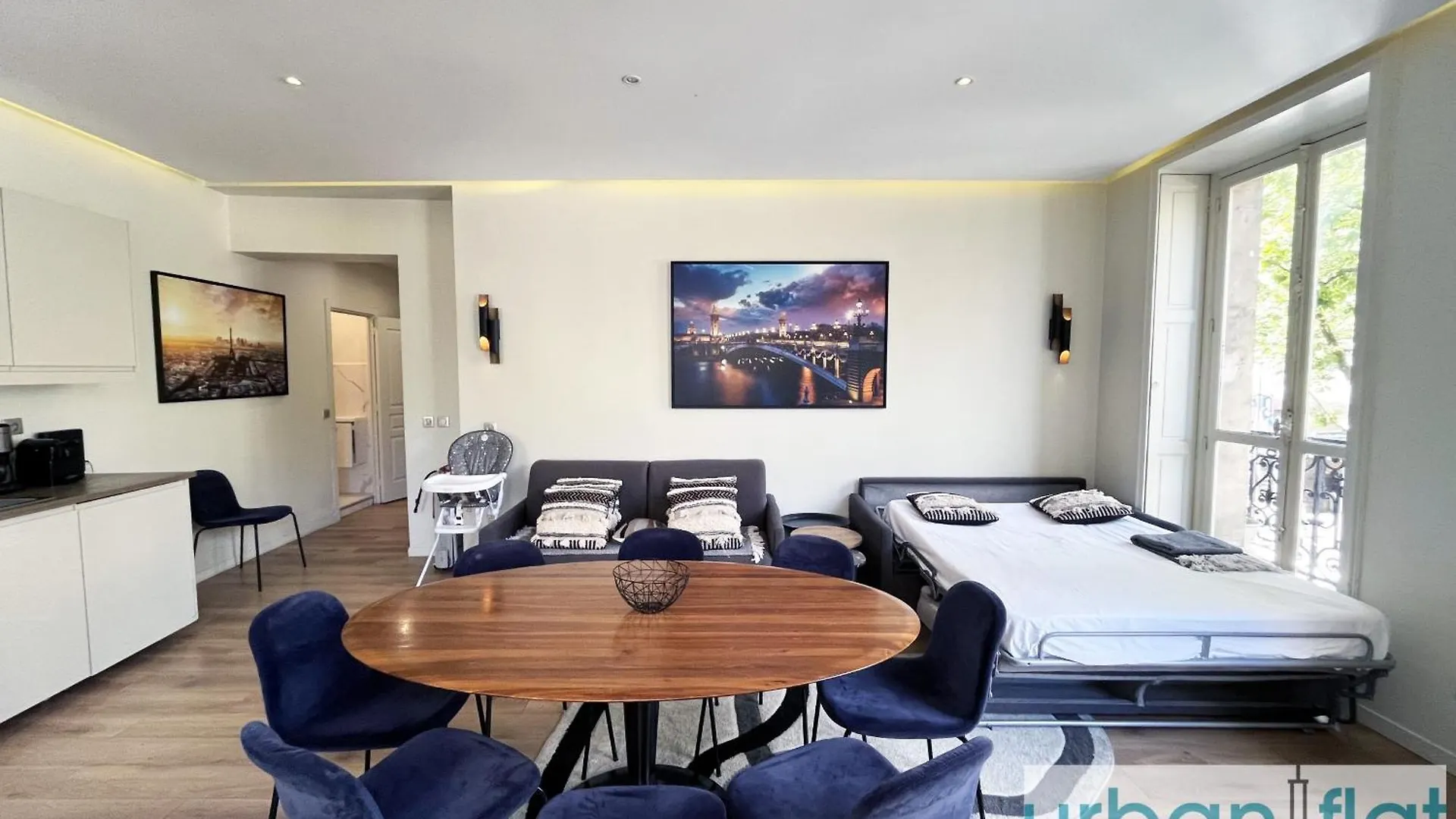 Urban Flat 60 - Sublime Parisian Flat In Paris Apartment 0*,  France